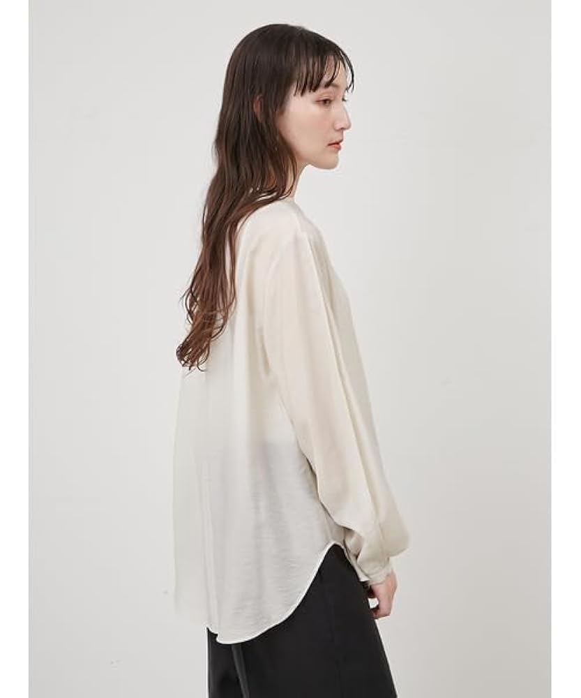 未使用 Mia 超希少 ハイネック アシンメトリー オーバーシルエットブラウス 未使用 Mia 超希少 ハイネック アシンメトリー オーバー